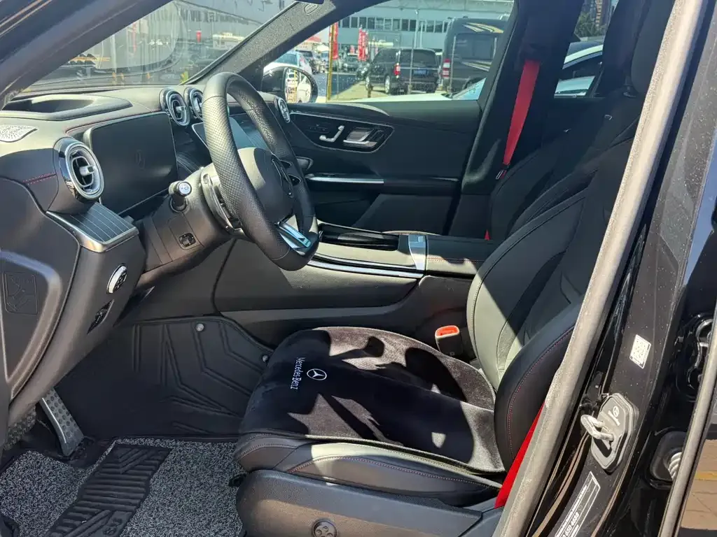 Mercedes-Benz GLC AMG — фото 9
