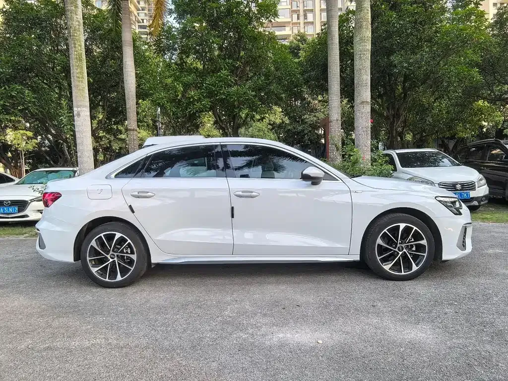 Audi A3 — фото 10