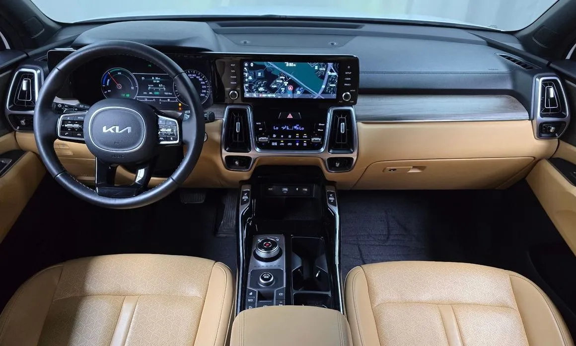Kia Sorento — фото 9