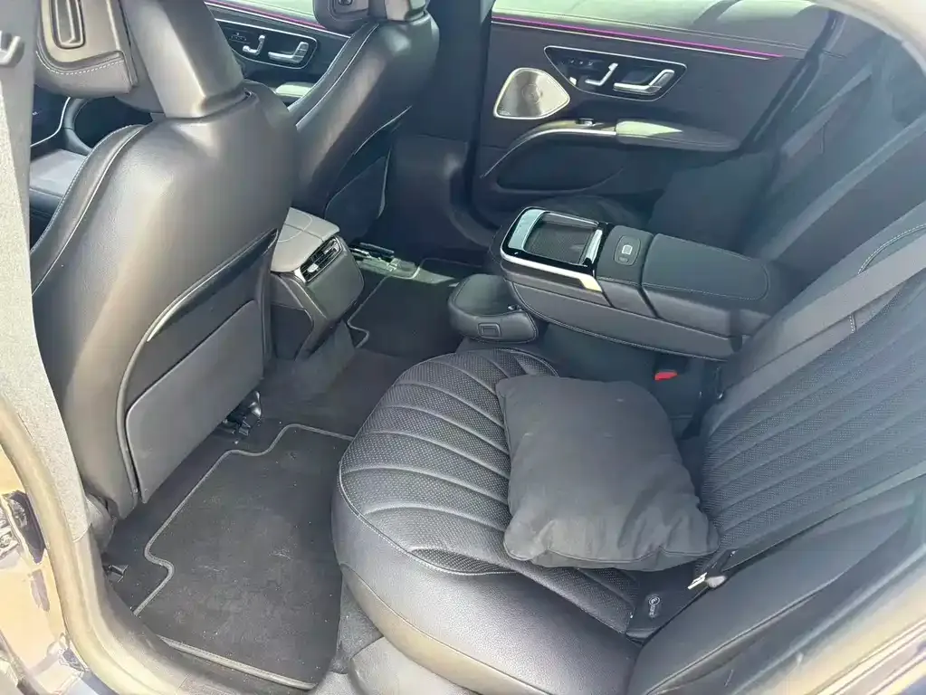 Mercedes-Benz EQS — фото 10