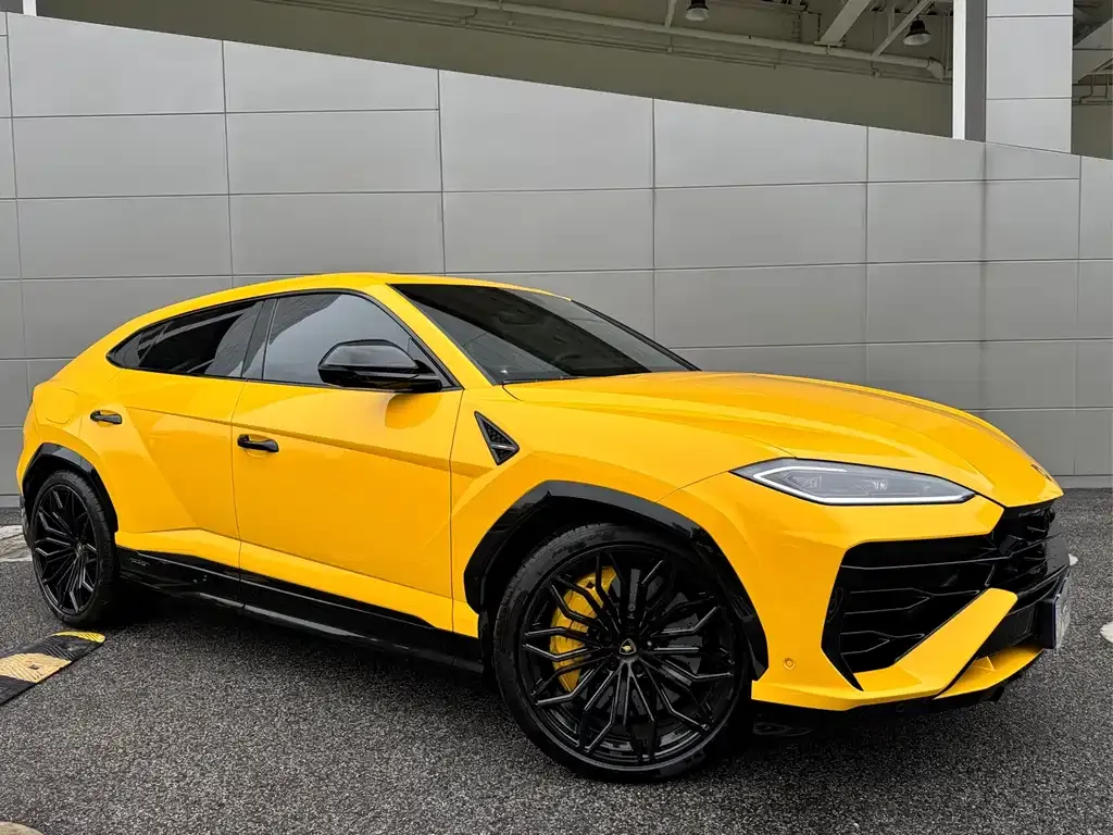 Lamborghini Urus SE — фото 9
