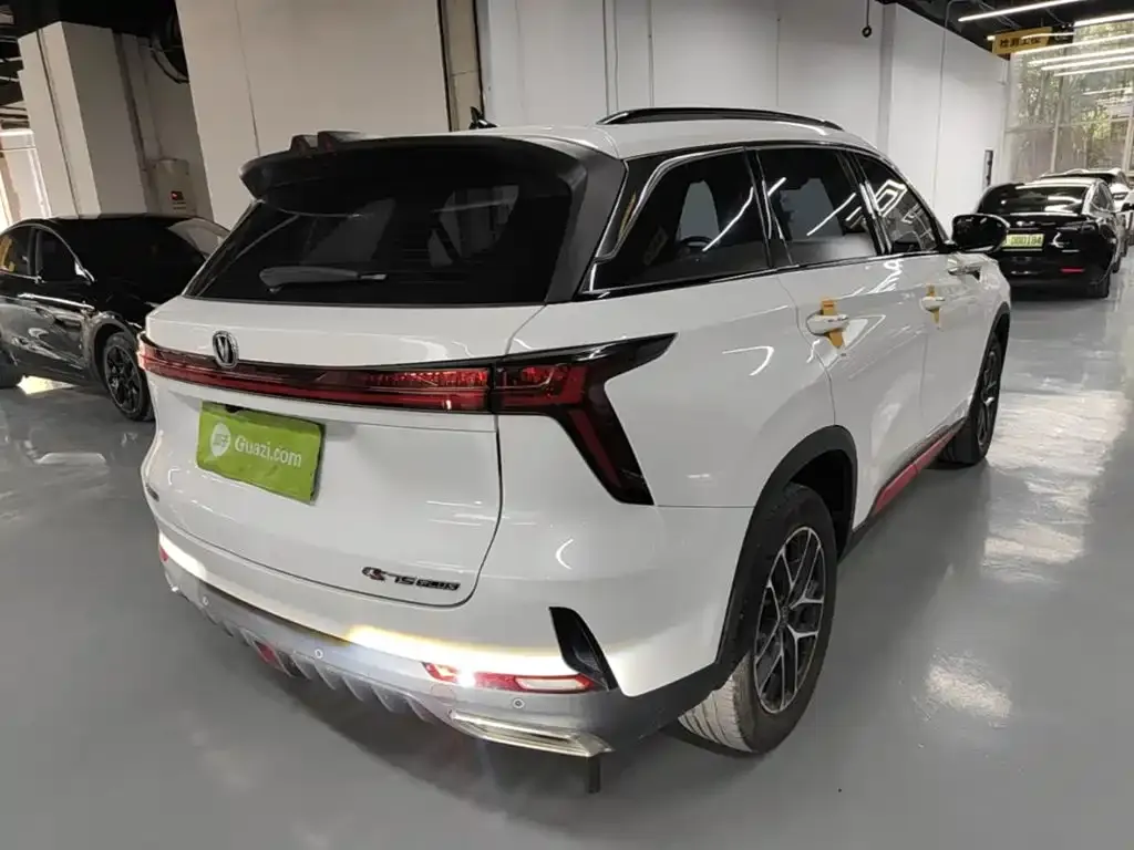 Changan CS75 PLUS — фото 9