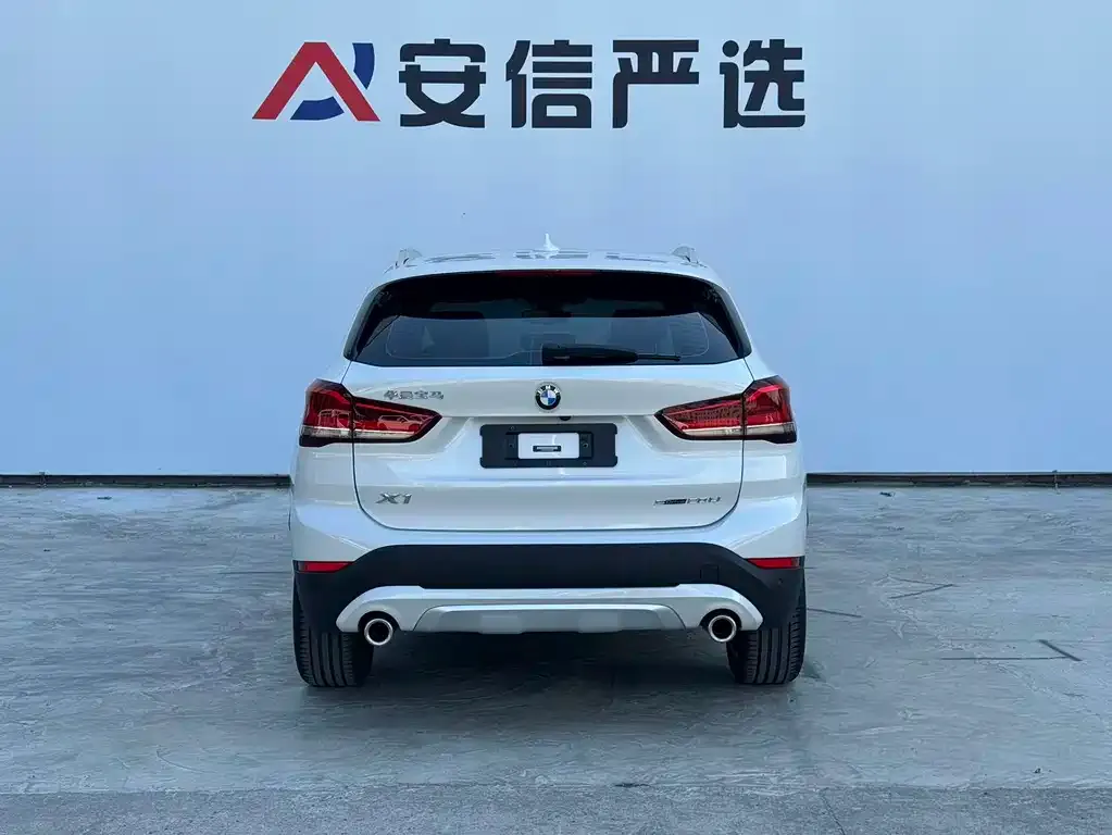 BMW X1 — фото 2