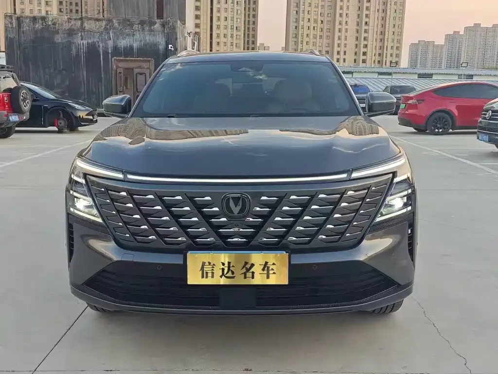 Changan CS75 PLUS — фото 2