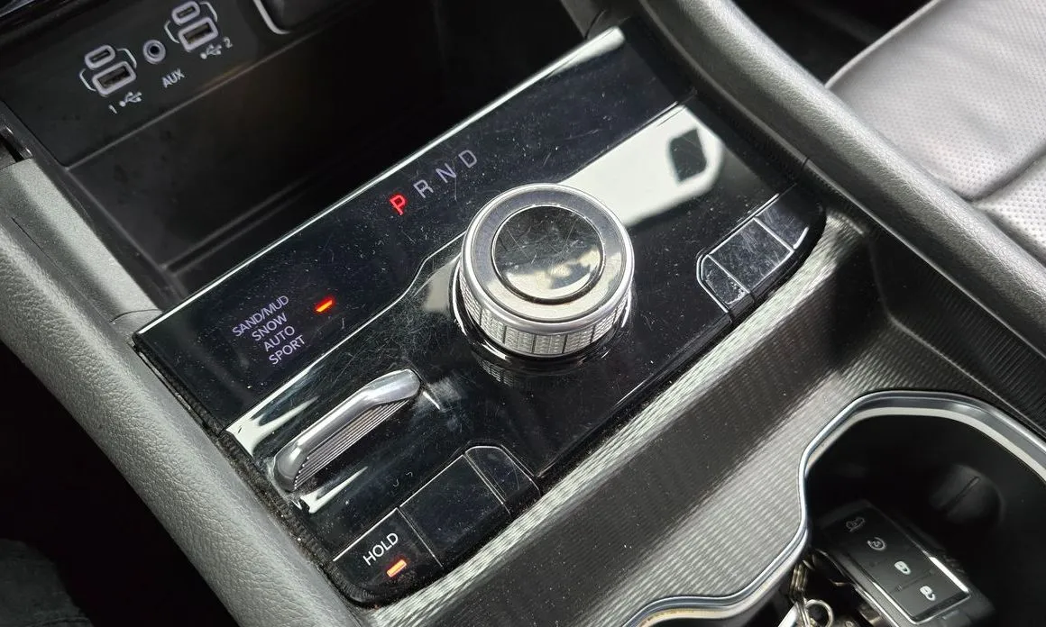 Jeep Cherokee — фото 10