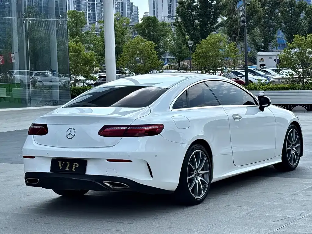 Mercedes-Benz E-Class (Import) — фото 6