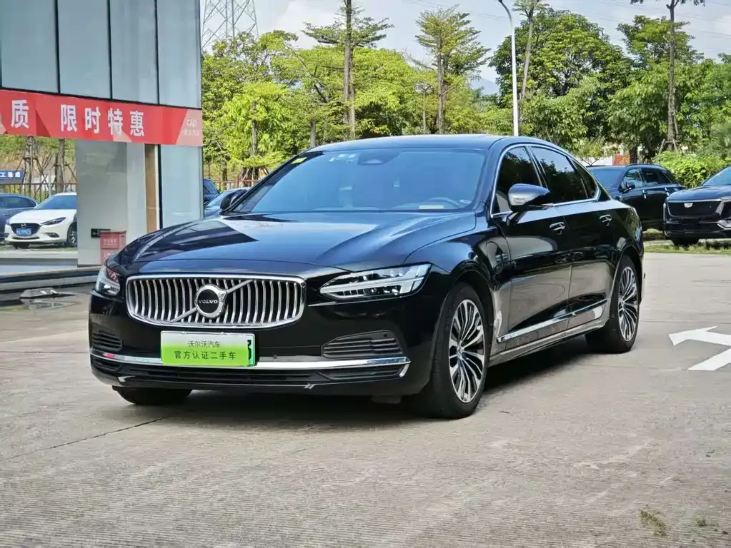 Volvo S90 PHEV — фото 1