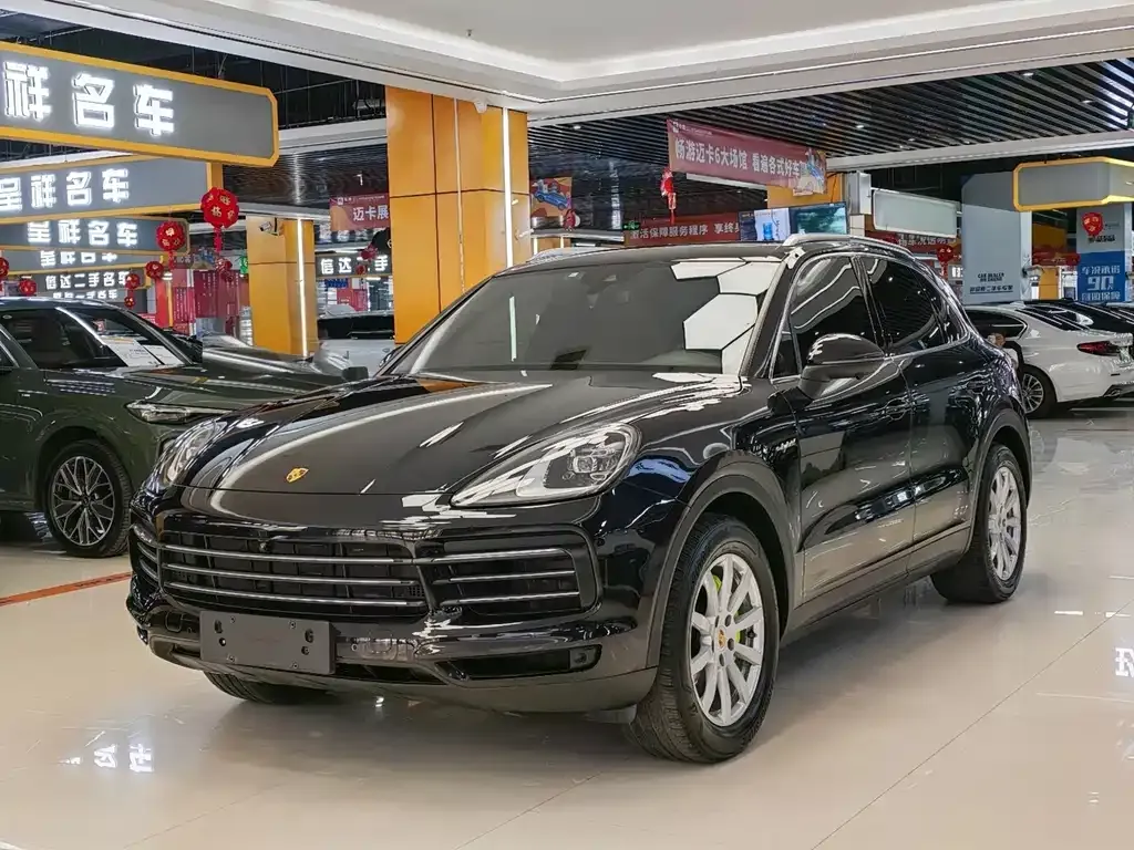 Porsche Cayenne Hybrid — фото 1