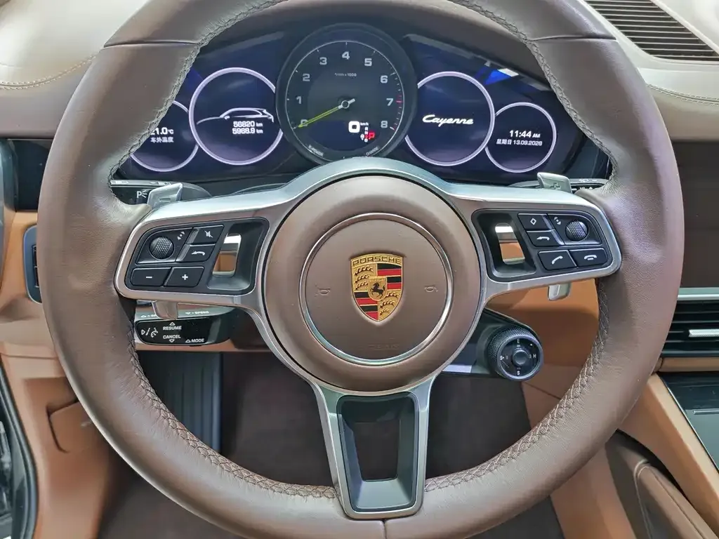 Porsche Cayenne Hybrid — фото 2