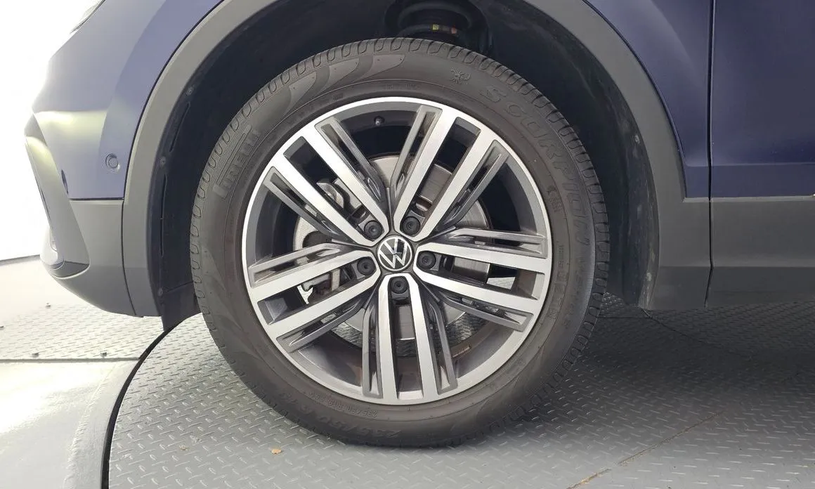 Volkswagen Tiguan — фото 4