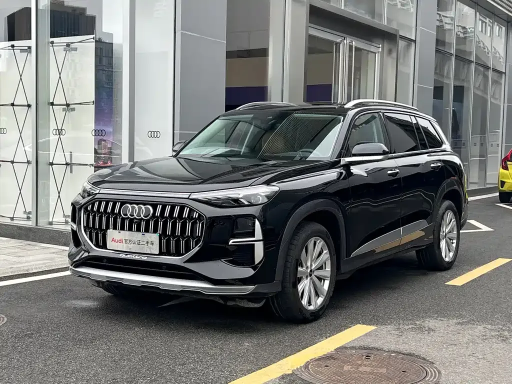 Audi Q6 — фото 1