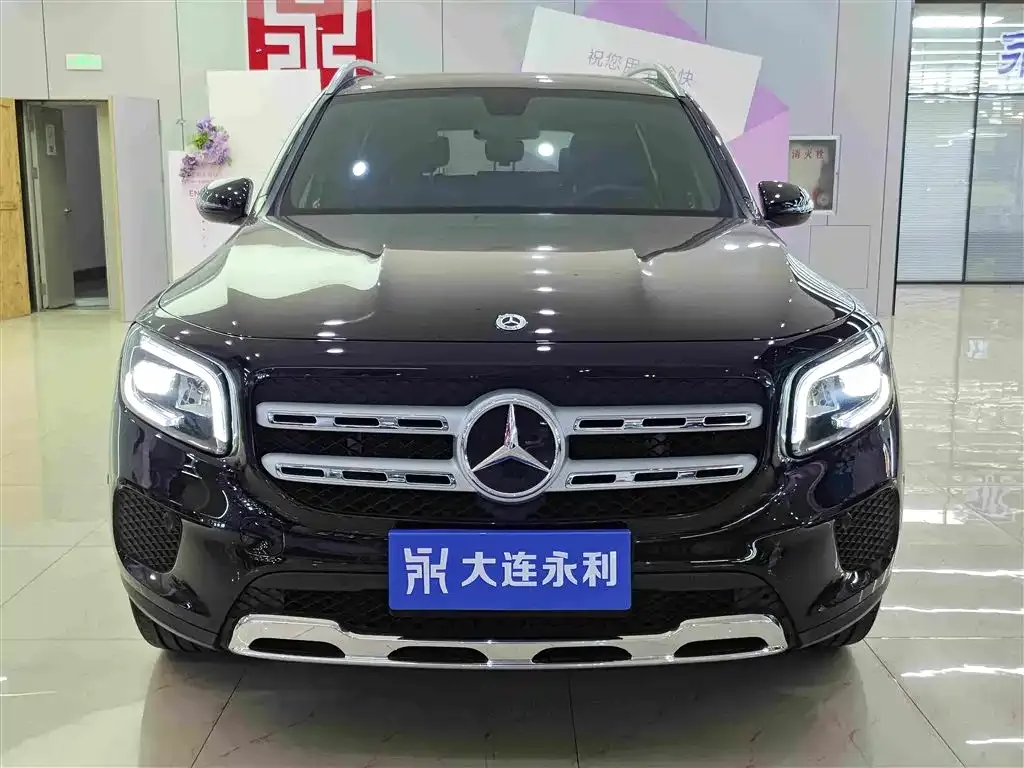 Mercedes-Benz GLB — фото 10