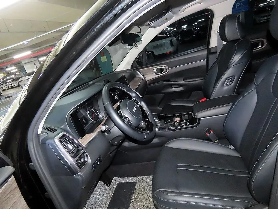 Kia Sorento — фото 4