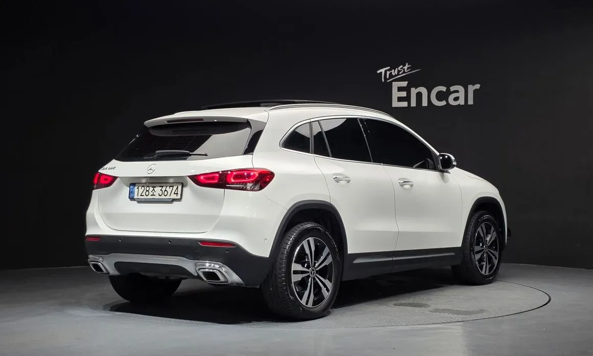 Mercedes-Benz GLA-Class — фото 2