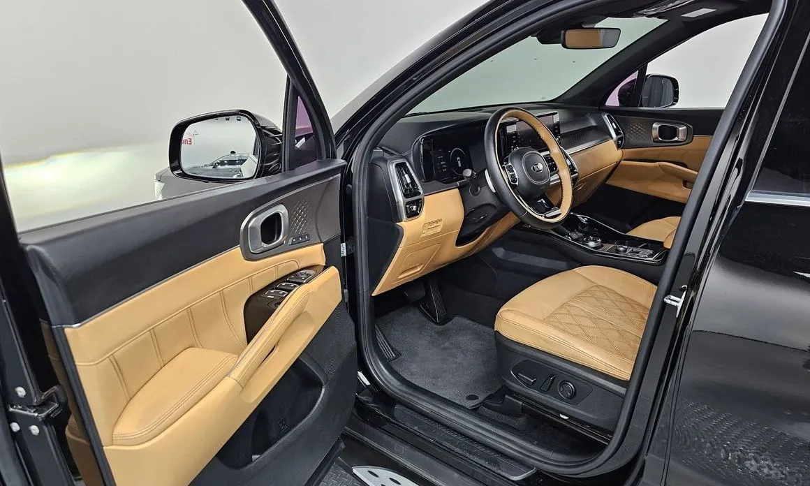 Kia Sorento — фото 9