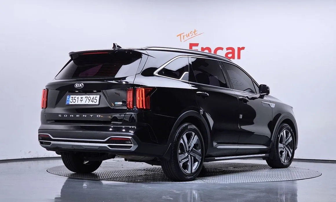 Kia Sorento — фото 6