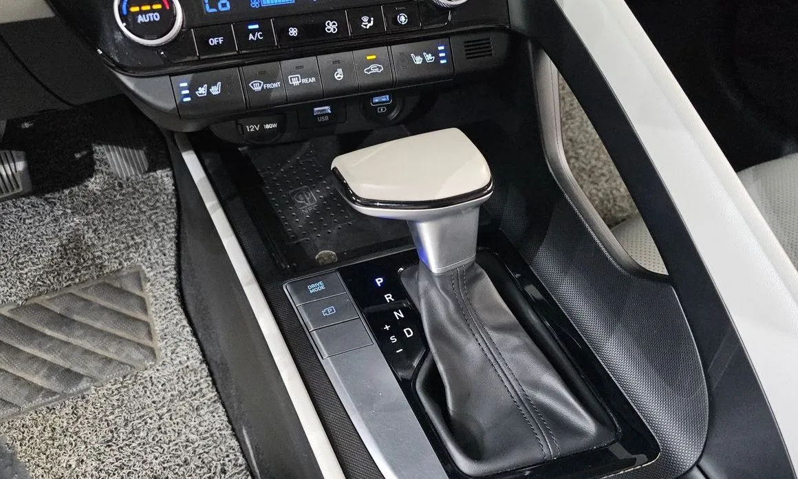 Hyundai AVANTE — фото 9