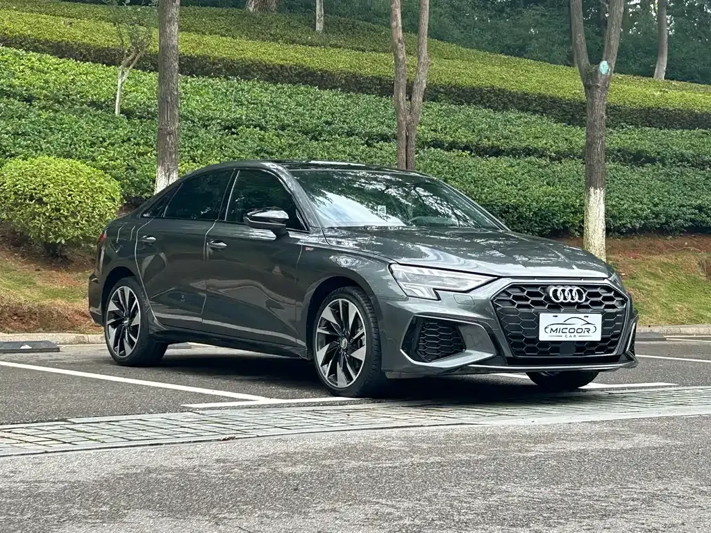 Audi A3 — фото 2