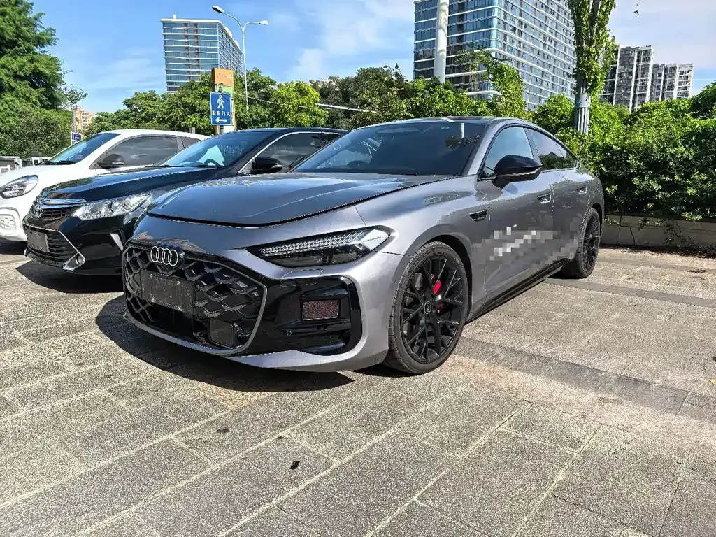 Audi A5L Sportback — фото 1