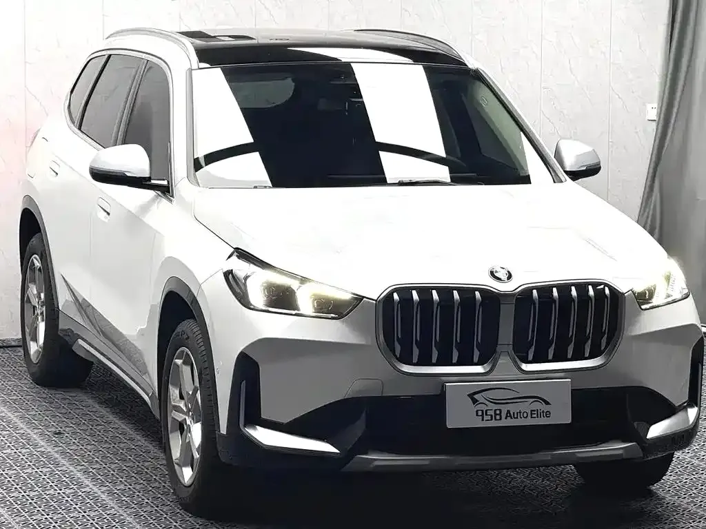 BMW X1 — фото 5