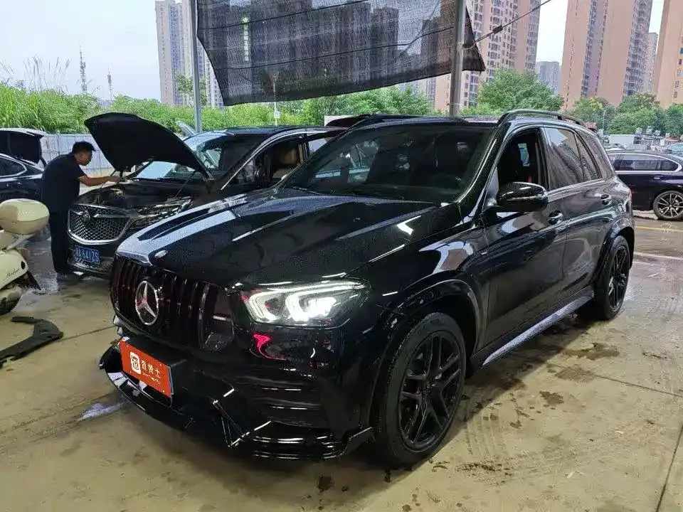 Mercedes-Benz GLE AMG — фото 1