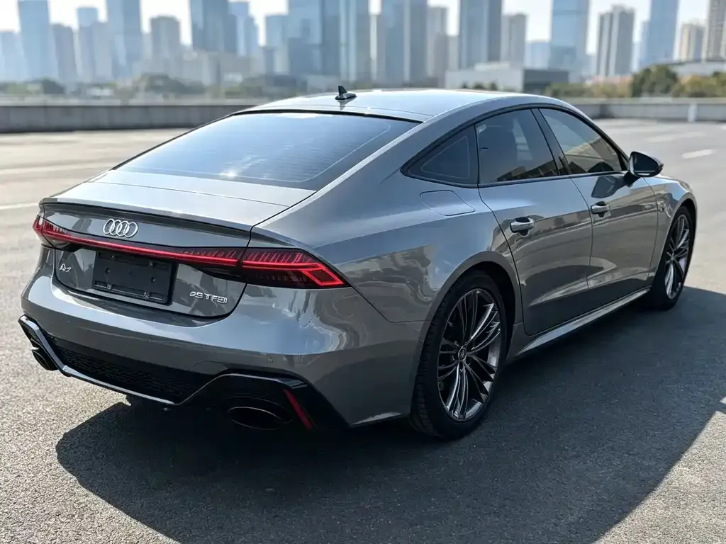 Audi A7 — фото 2
