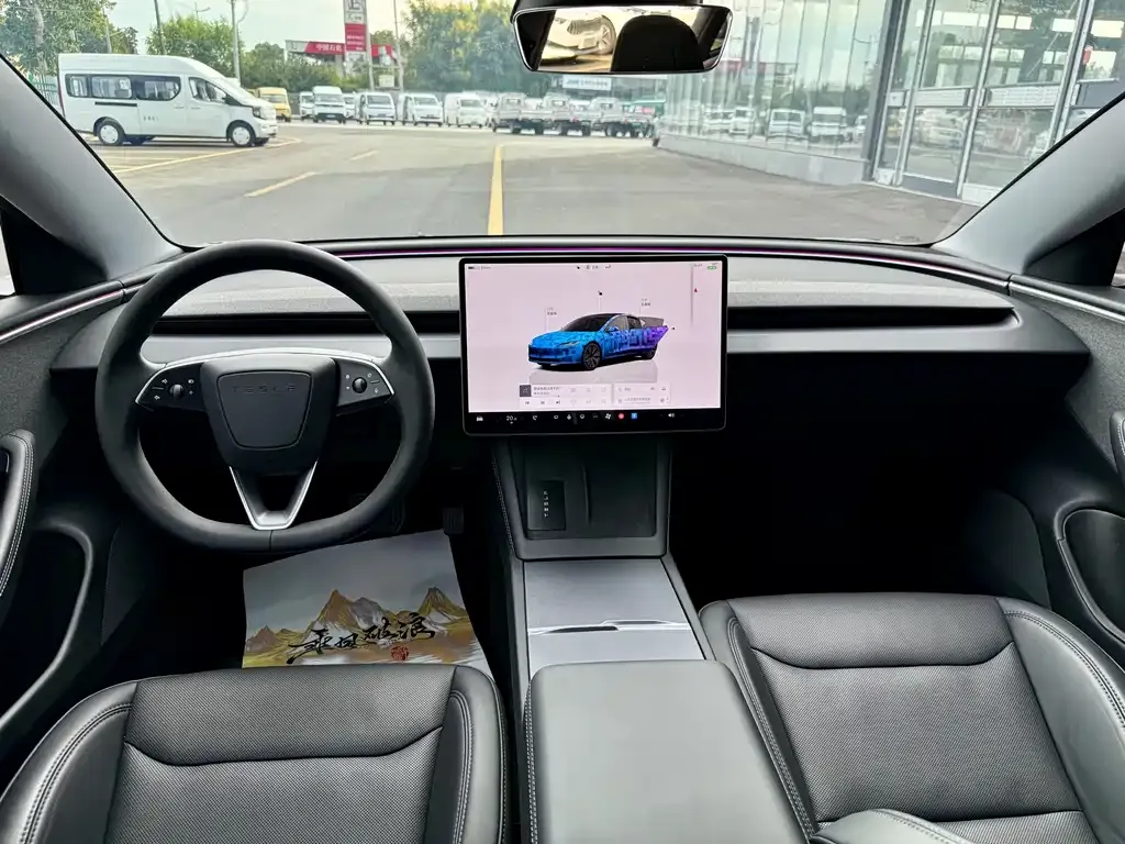 Tesla Model 3 — фото 7