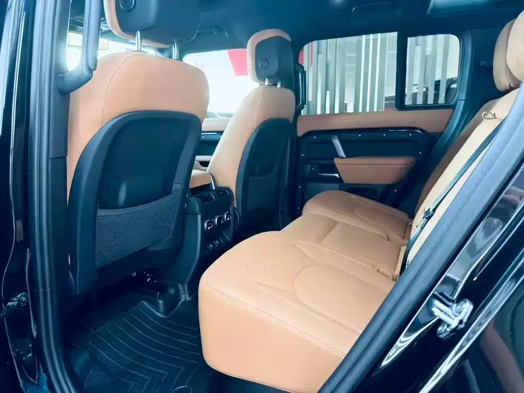 Land Rover Defender — фото 4
