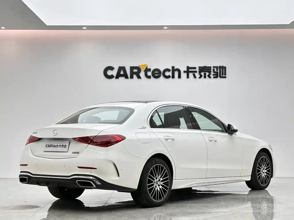 Mercedes-Benz C-Class — фото 10