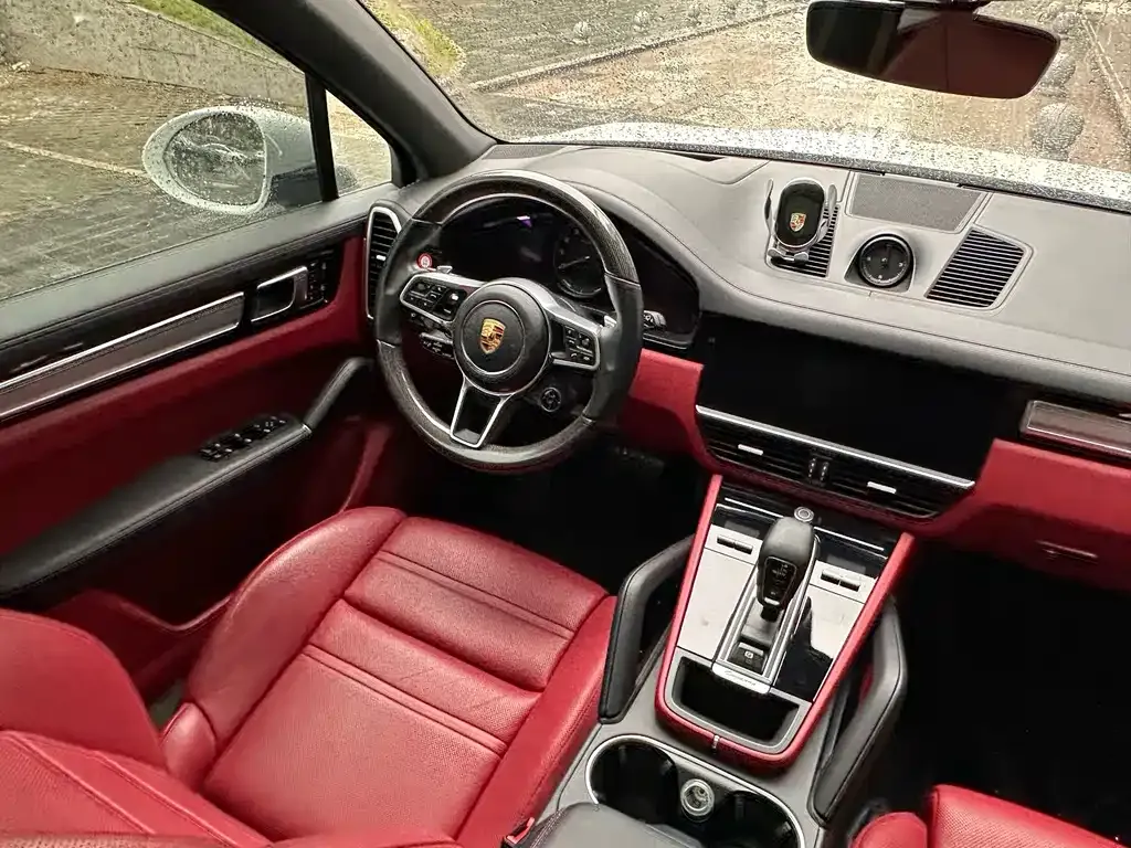 Porsche Cayenne Hybrid — фото 10