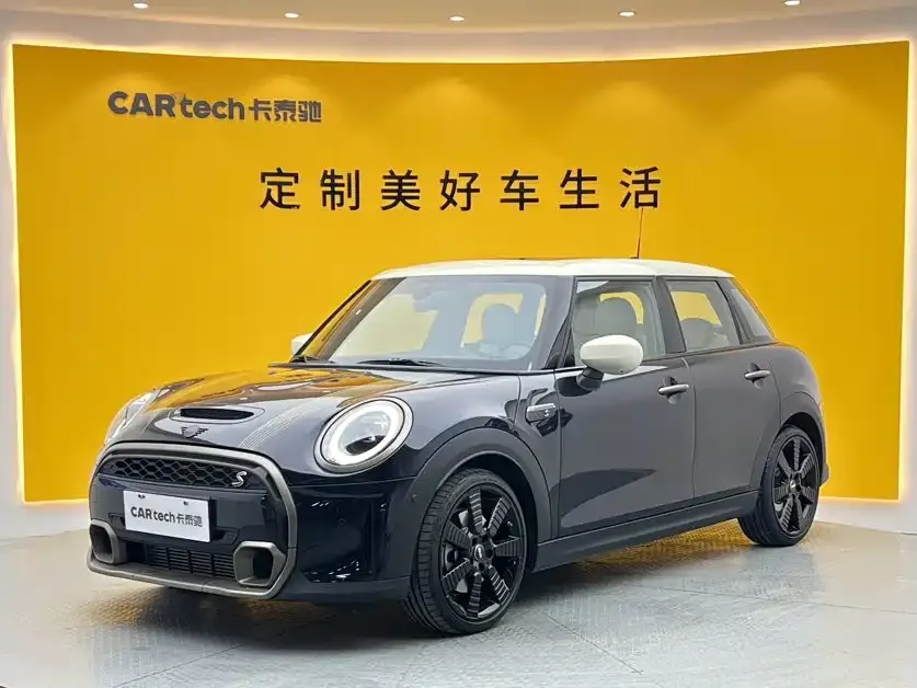 MINI Cooper (3-door) — фото 1