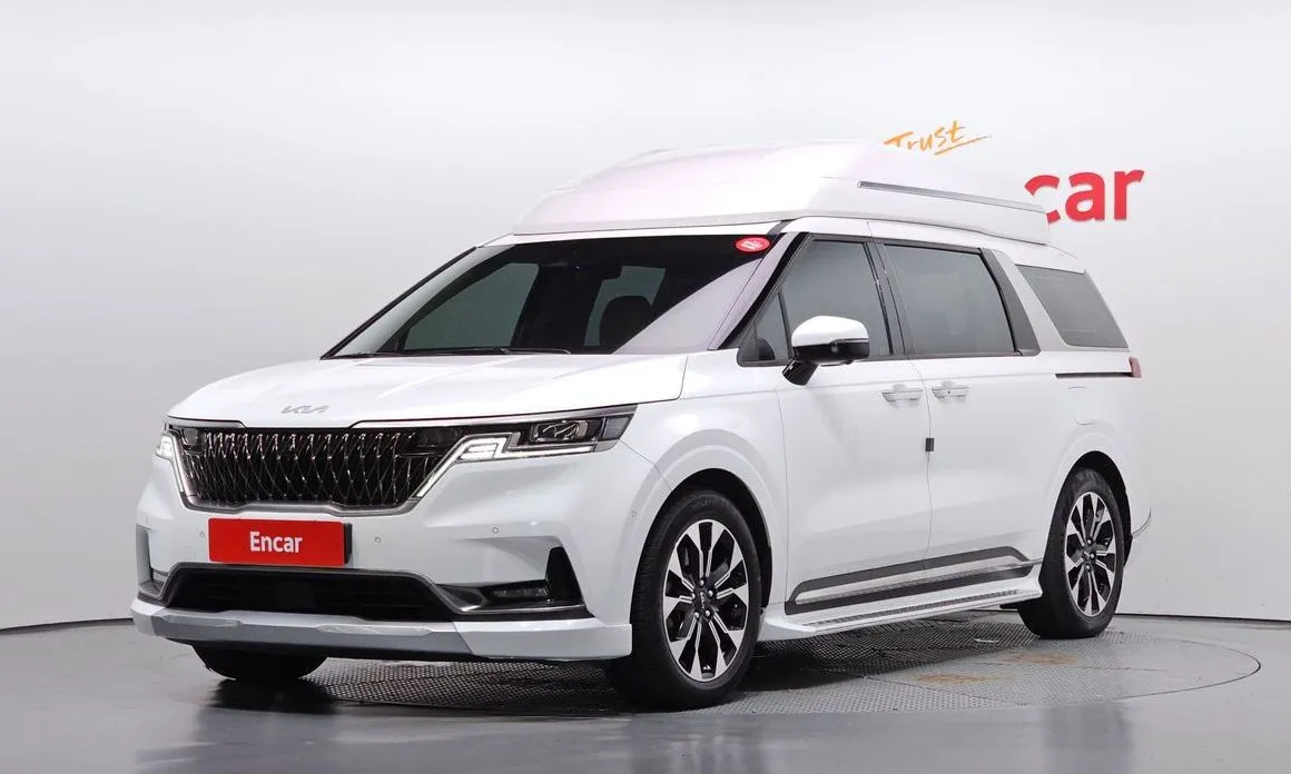 Kia Carnival — фото 1