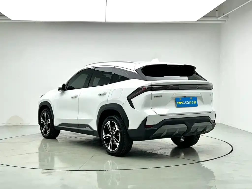 Geely Galaxy L7 — фото 3