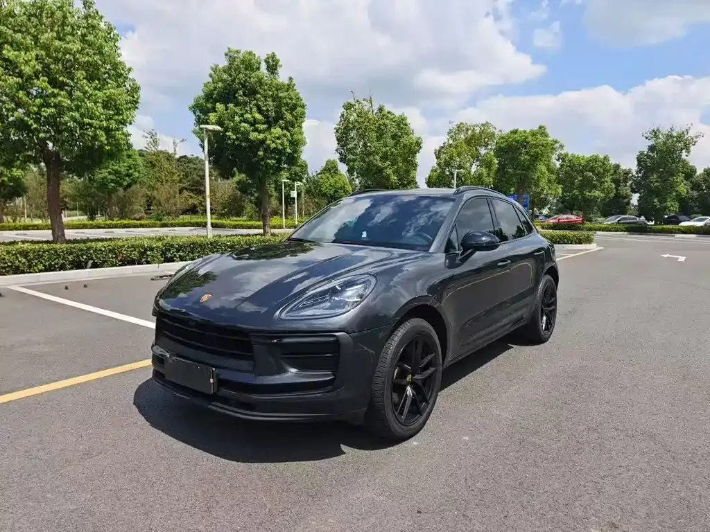 Porsche Macan — фото 1