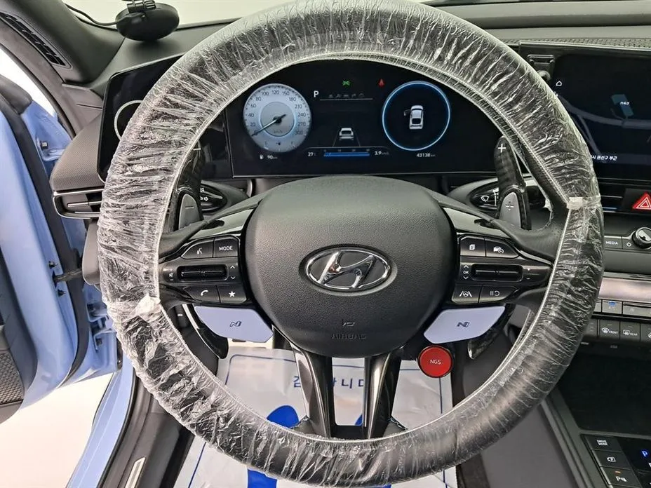 Hyundai AVANTE — фото 8