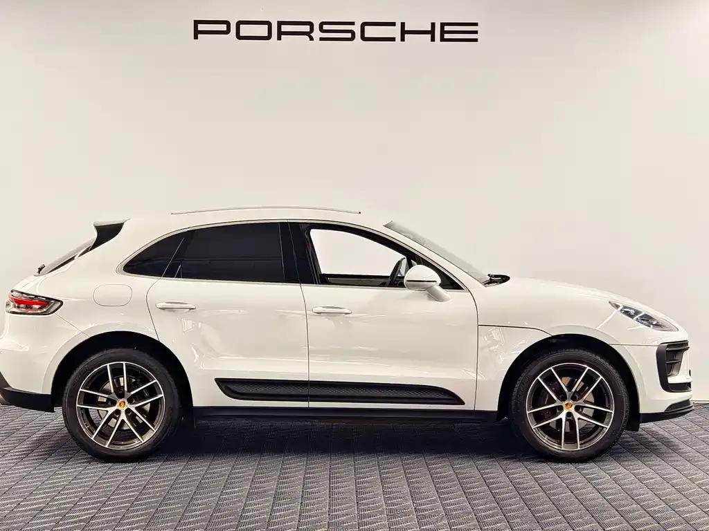 Porsche Macan — фото 4