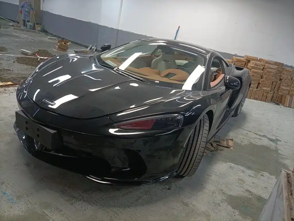 McLaren GT — фото 1