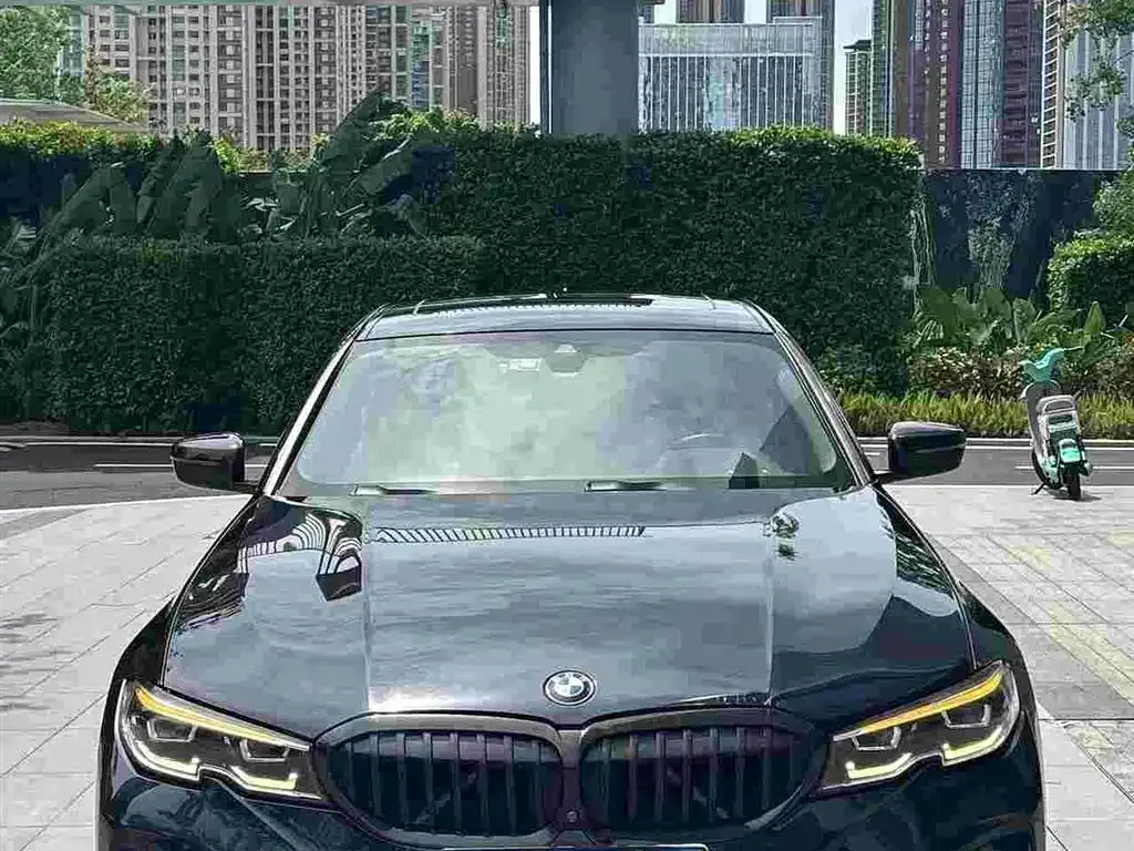 BMW 3 Series — фото 1
