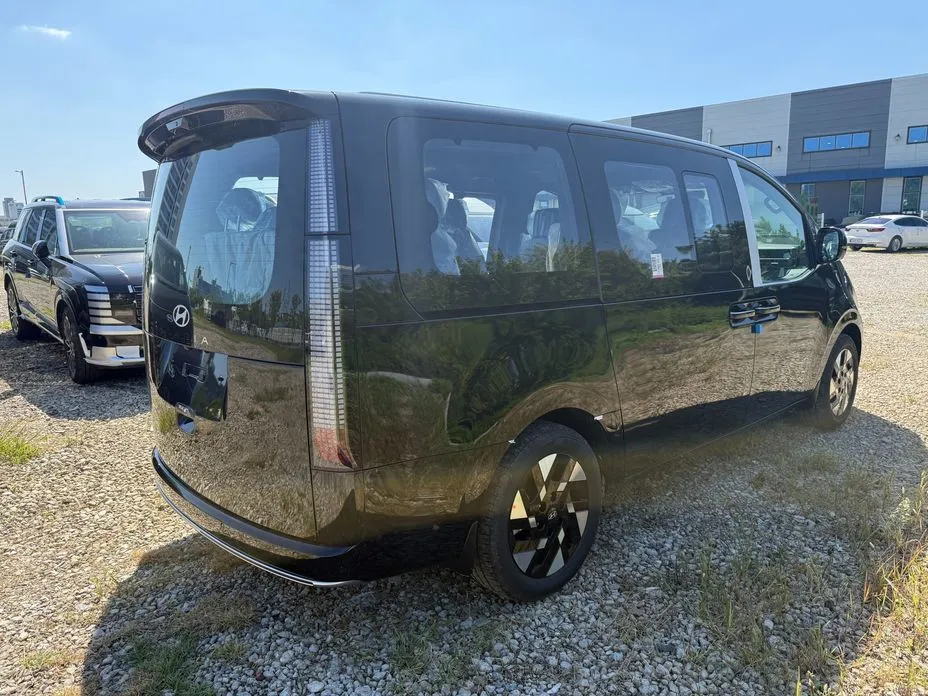 Hyundai Staria — фото 4