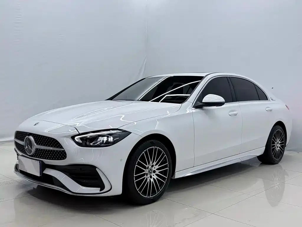 Mercedes-Benz C-Class — фото 1