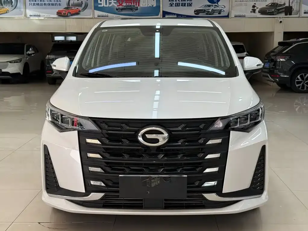 GAC Motor Trumpchi M6 — фото 3