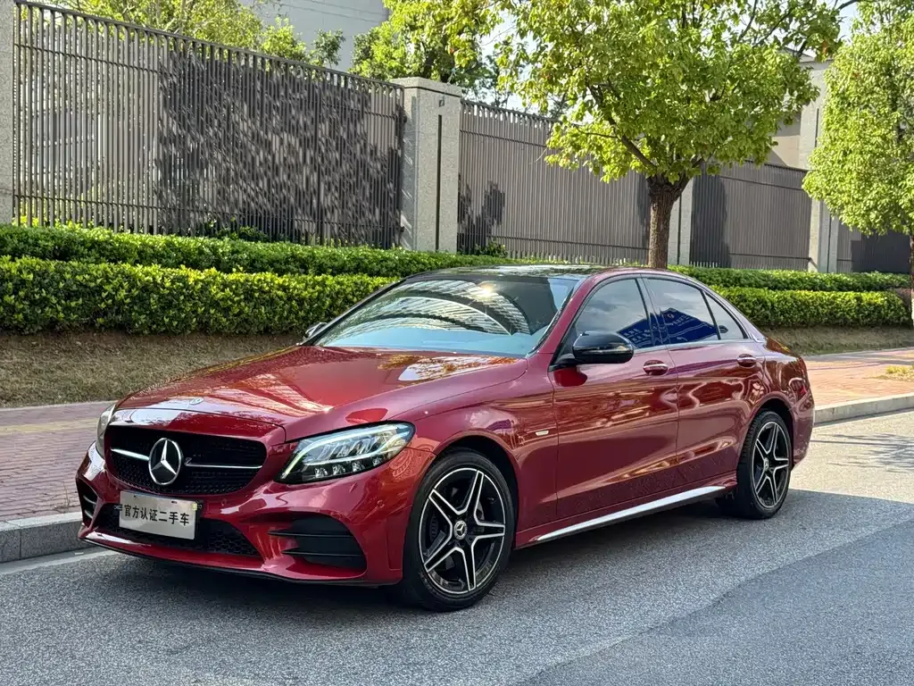 Mercedes-Benz C-Class — фото 1