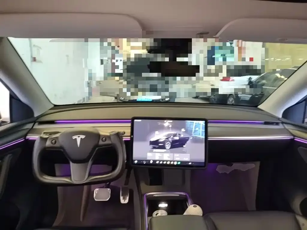 Tesla Model Y — фото 2