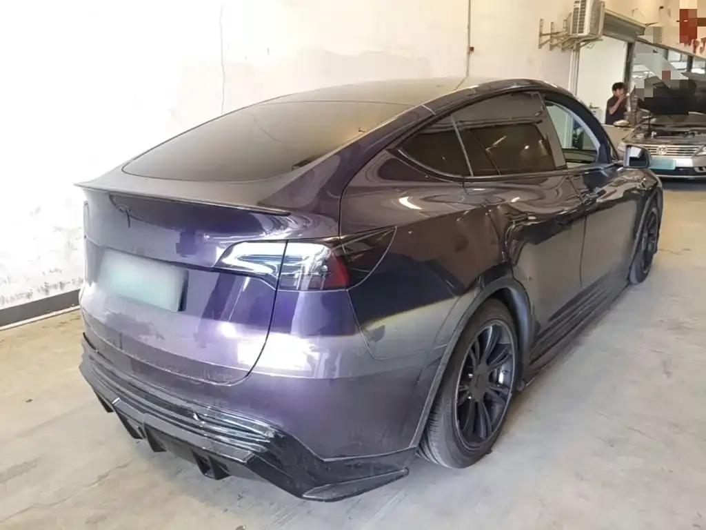 Tesla Model Y — фото 9