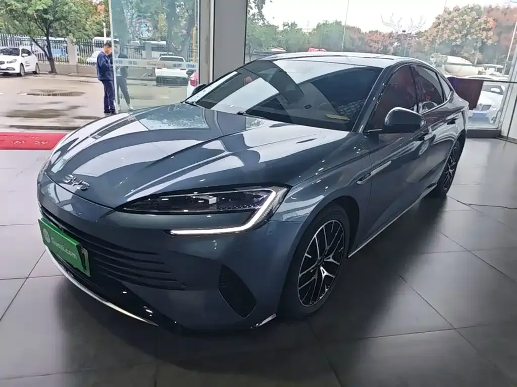 BYD Seal — фото 7