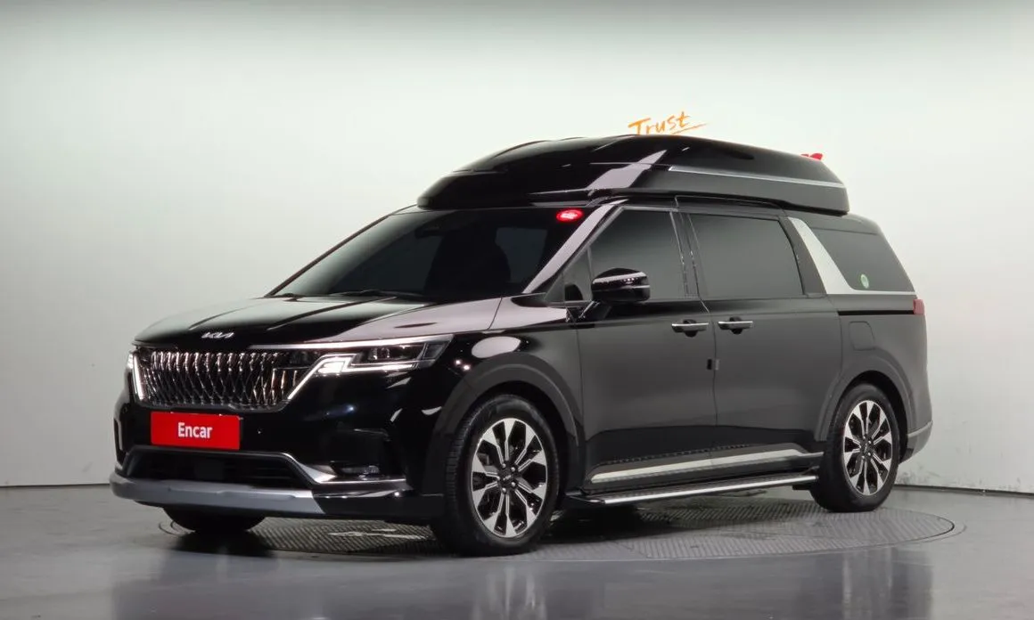 Kia Carnival — фото 1
