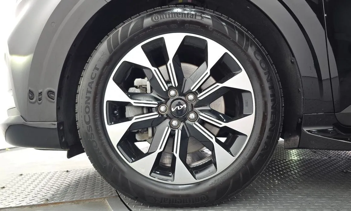Kia Carnival — фото 10