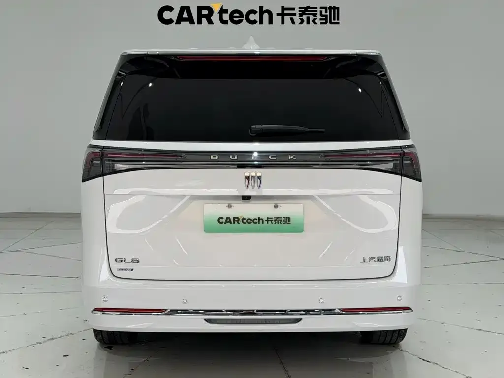 Buick GL8 Hybrid — фото 2