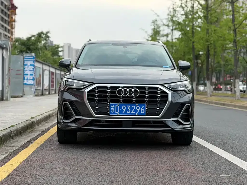 Audi Q3 — фото 9