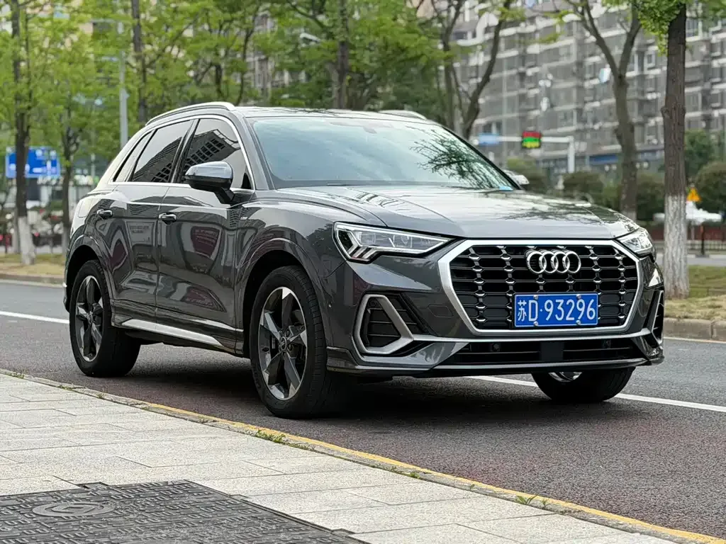 Audi Q3 — фото 5
